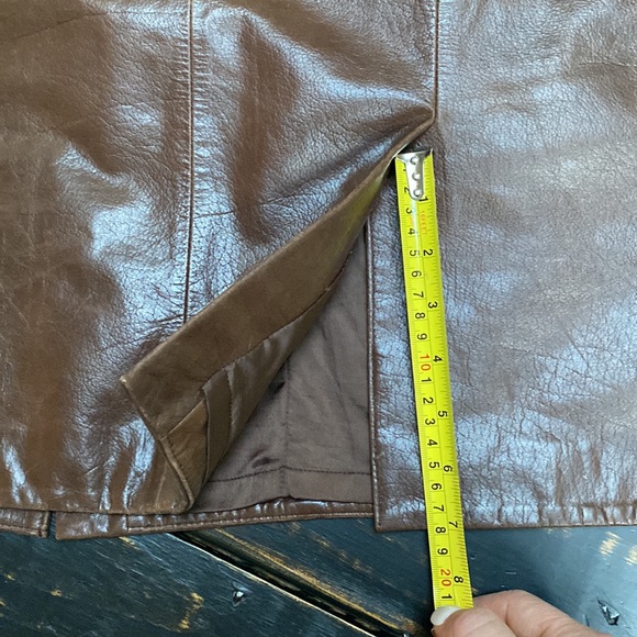 Anne Klein Genuine Leather Skirt - Size 8 - Picture 11 of 11